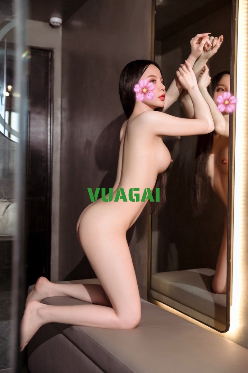 reup-bao-ngoc-face-xinh-body-dep-2899638-original.jpeg